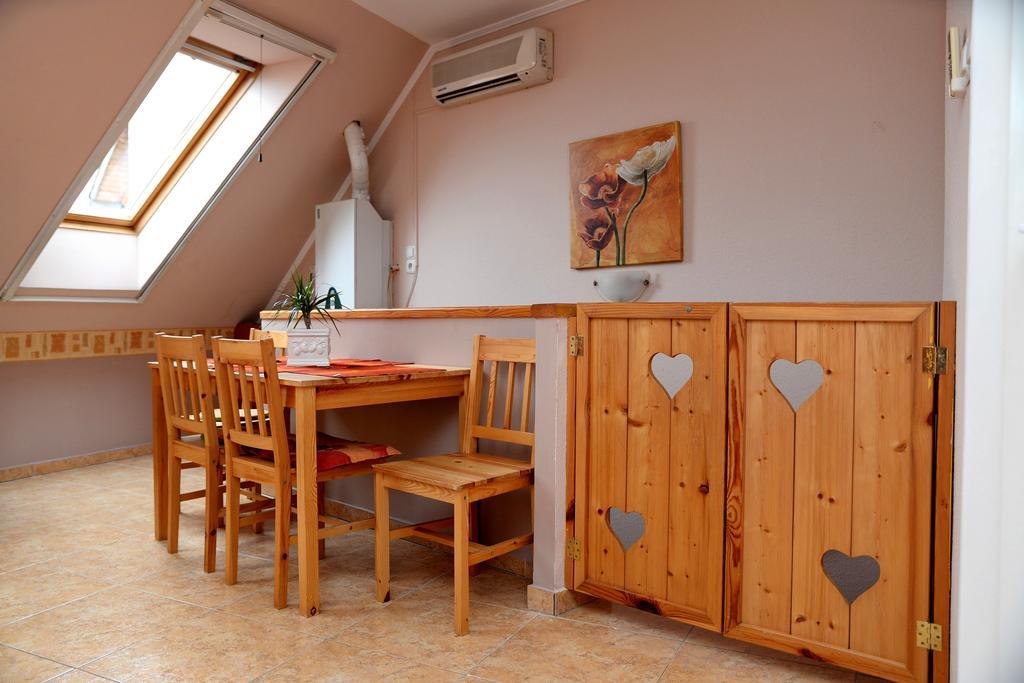 Abbazia Apartman Villa Gyula Room photo
